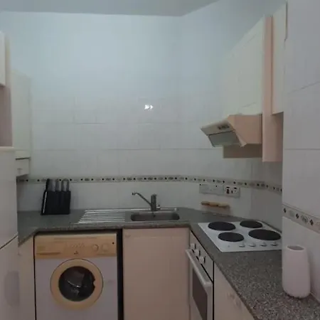 Limnaria - Superb, Modern 1br With Pool Views Pafos