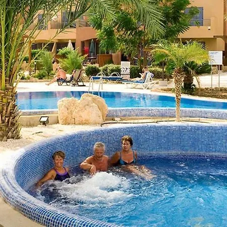 Apartman Limnaria - Superb, Modern 1br With Pool Views