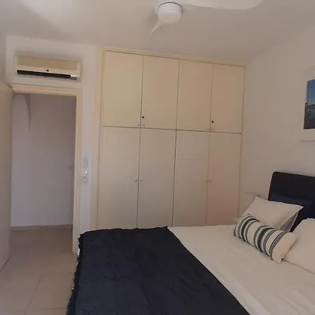 Apartman Limnaria - Superb, Modern 1br With Pool Views Paphos